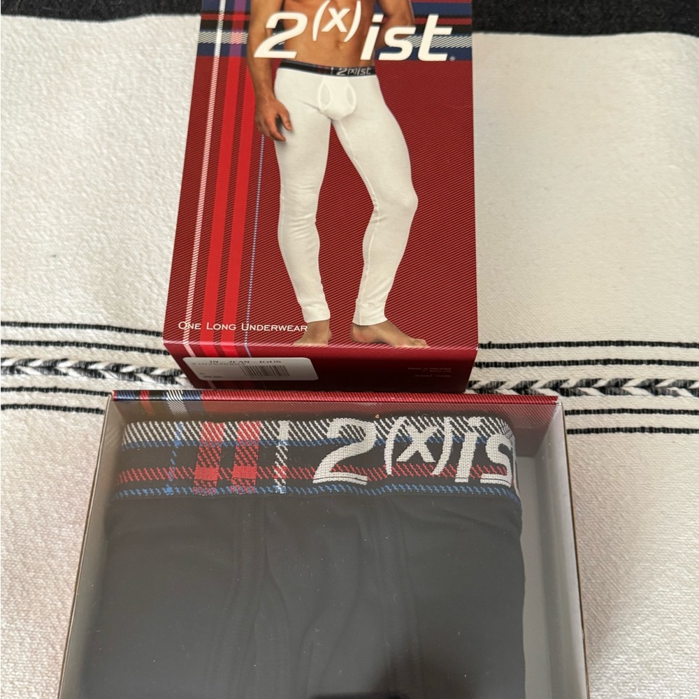 2xist Men's Black Long Underwear - Picture 5 of 6
